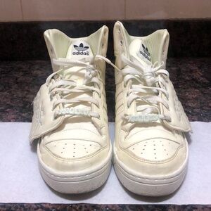 Like New Jeremy Scott’s GID (Glow In The Dark)